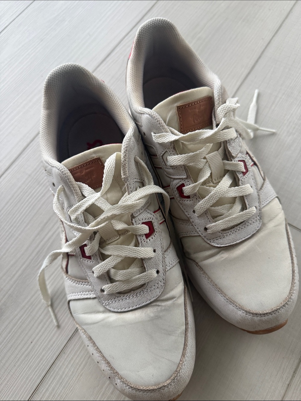 Men's asics Lace-Up Sneakers in Off-White with Red Accents